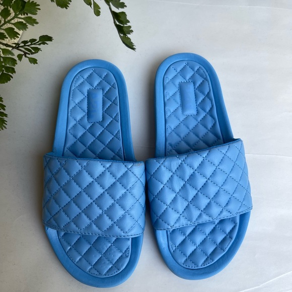 APL Lusso Quilted Slide Coastal blue  Sandals womens 6 - Picture 6 of 13